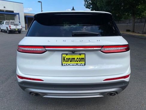 Used 2022 Lincoln Corsair AWD w/ Premium Package image 4