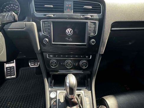 Used 2017 Volkswagen GTI Autobahn FWD image 11
