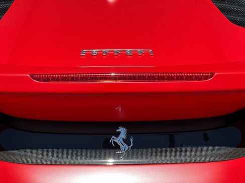 Used 2020 Ferrari 488 Pista Spider RWD image 36