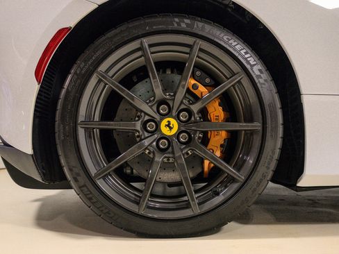 Certified 2023 Ferrari F8 Tributo RWD image 22