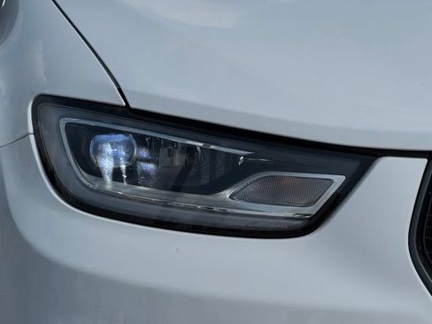 Used 2025 Chrysler Pacifica Limited FWD image 42