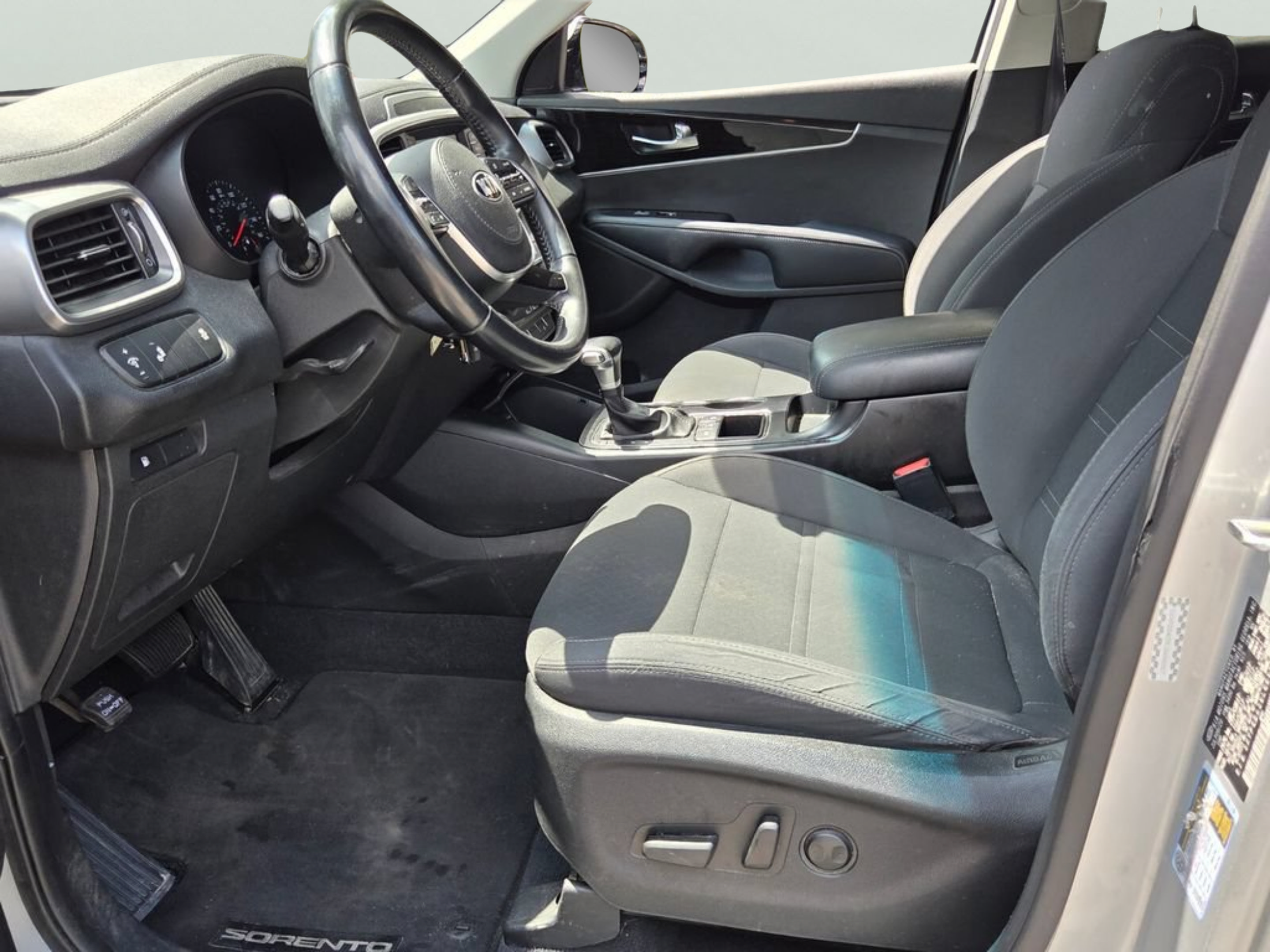 Used 2020 Kia Sorento LX w/ LX I4 Convenience Package AWD/4WD image 11