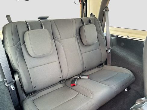 Used 2019 Jeep Wrangler Sport AWD/4WD image 23
