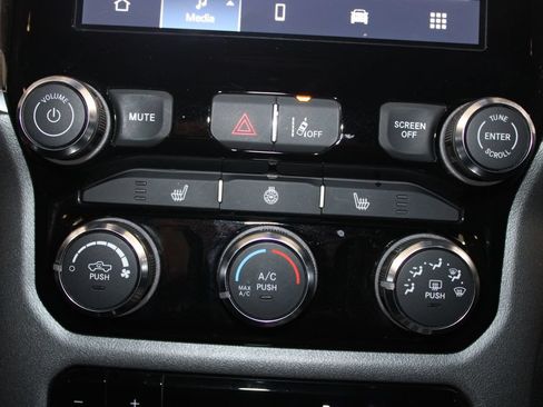 Used 2025 RAM 1500 Lone Star AWD/4WD image 40