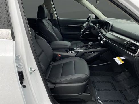 New 2025 Kia Telluride LX image 32