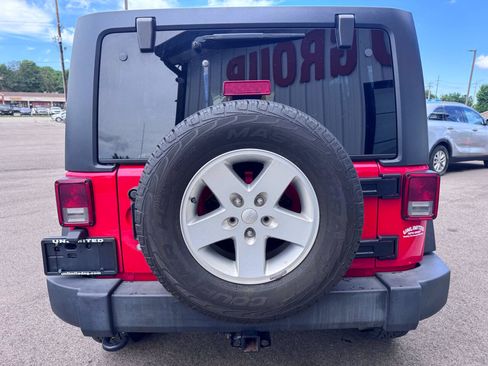 Used 2017 Jeep Wrangler Unlimited Sport w/ Quick Order Package 24S AWD/4WD image 6