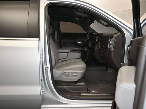 Used 2020 Chevrolet Silverado 1500 LTZ AWD/4WD image 27