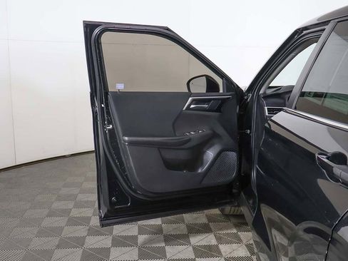 Used 2022 Mitsubishi Outlander ES image 16