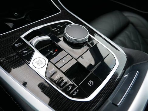 Used 2026 BMW X5 xDrive40i image 22