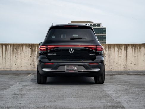 Certified 2025 Mercedes-Benz EQB 300 4MATIC image 5
