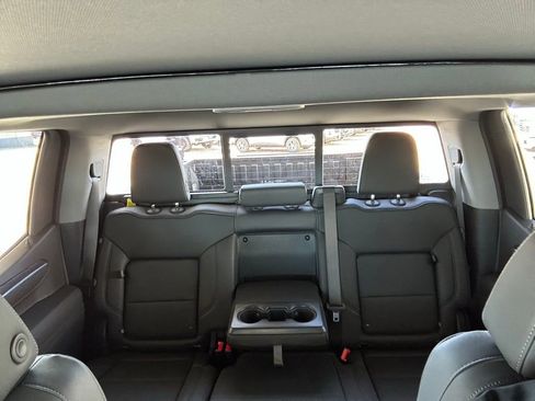 New 2026 GMC Sierra 1500 SLT w/ SLT Premium Package image 24