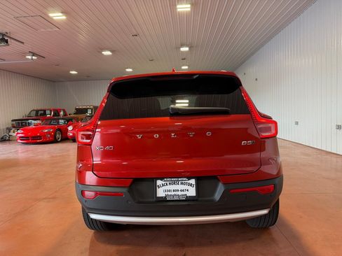 Used 2023 Volvo XC40 B5 Plus w/ Protection Package Premier AWD/4WD image 10