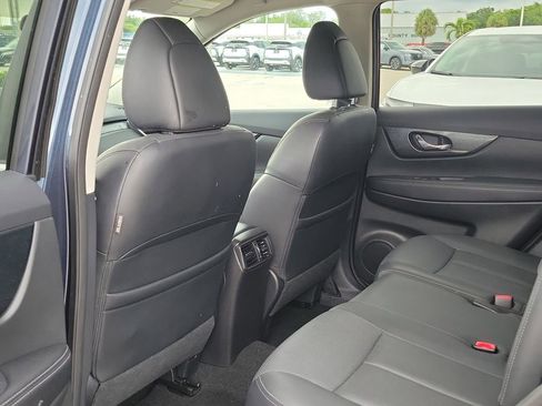 Used 2014 Nissan Rogue SL AWD/4WD image 18