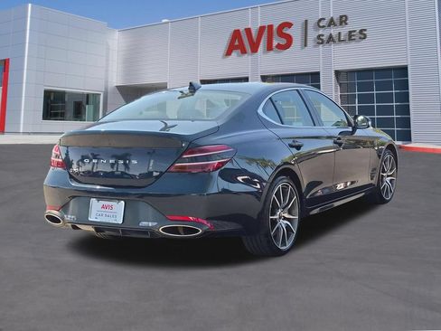 Used 2025 Genesis G70 2.5T RWD image 6