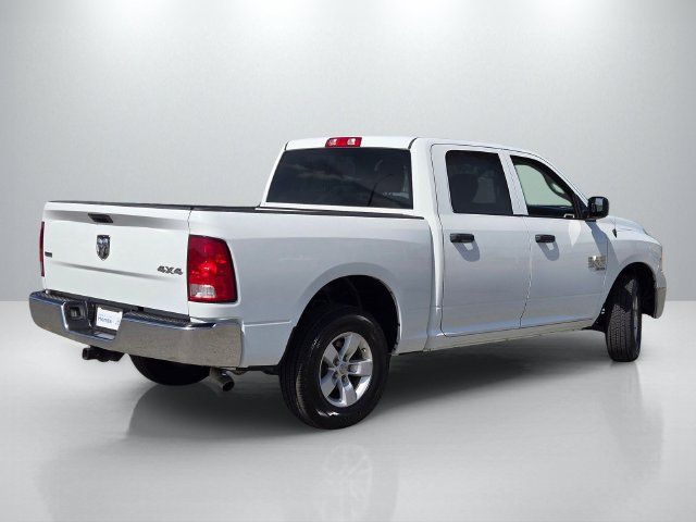 Used 2023 RAM 1500 Classic SLT w/ Electronics Group AWD/4WD image 4