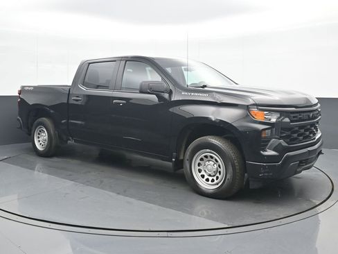 Used 2022 Chevrolet Silverado 1500 W/T w/ WT Convenience Package AWD/4WD image 9