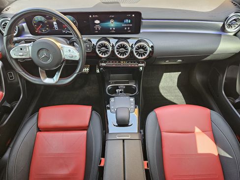 Used 2022 Mercedes-Benz A 220 image 21