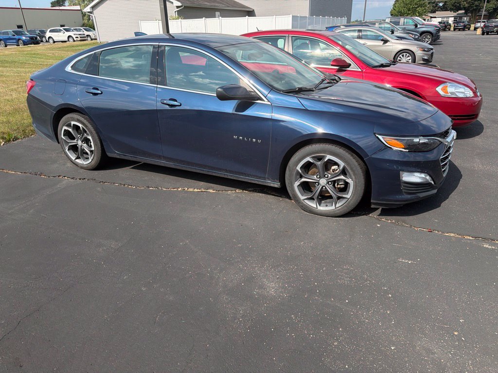Used 2022 Chevrolet Malibu LT FWD image 5