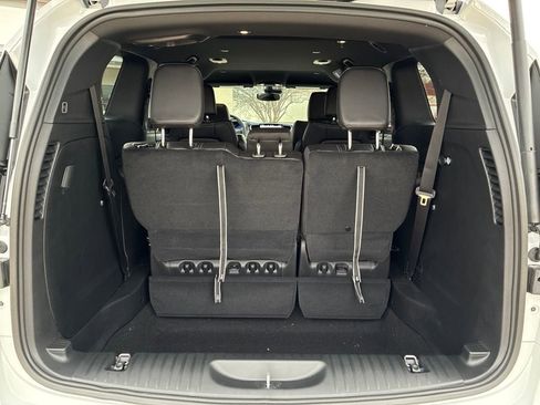 New 2026 Chrysler Pacifica Select w/ S Appearance Package image 22