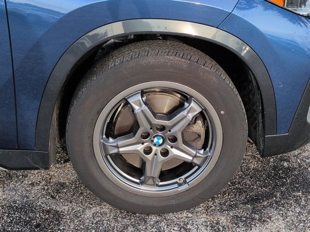Used 2025 BMW X1 xDrive28i AWD/4WD image 11