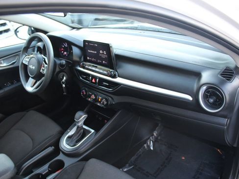 Used 2023 Kia Forte LXS FWD image 19