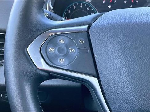 Used 2023 Chevrolet Traverse LT image 10