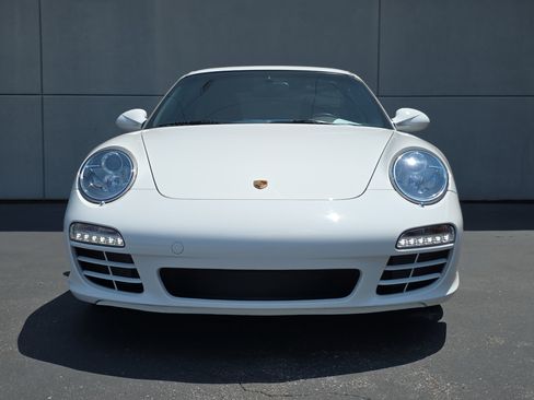 Used 2009 Porsche 911 Carrera S RWD image 10