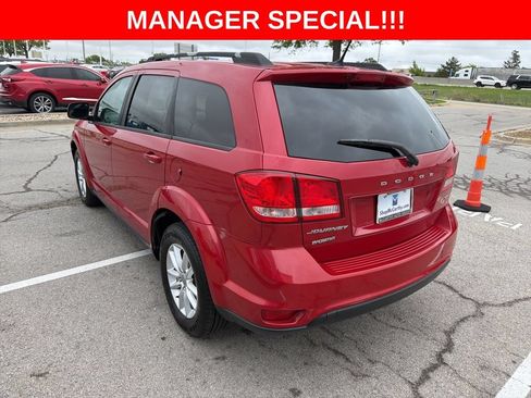 Used 2016 Dodge Journey SXT w/ Comfort/Convenience Group FWD image 5
