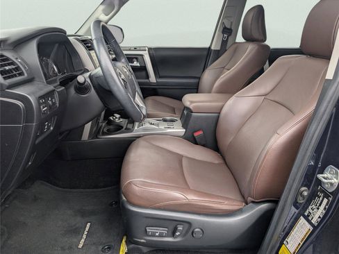 Used 2023 Toyota 4Runner Limited AWD/4WD image 9