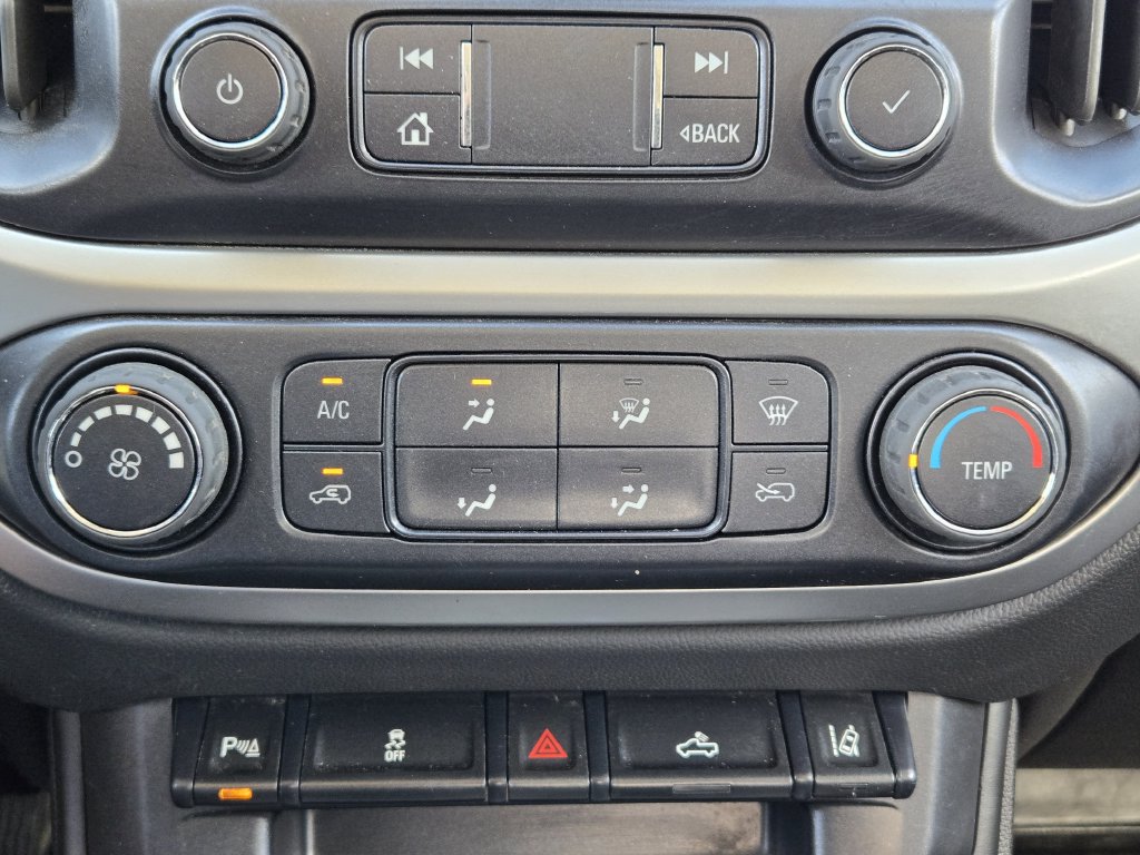 Used 2022 Chevrolet Colorado LT w/ Fleet Safety Package RWD image 19