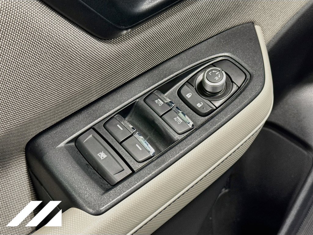 Used 2025 Subaru Forester Premium AWD/4WD image 19
