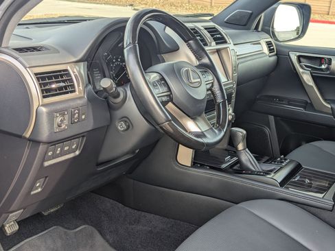 Used 2021 Lexus GX 460 Premium image 13