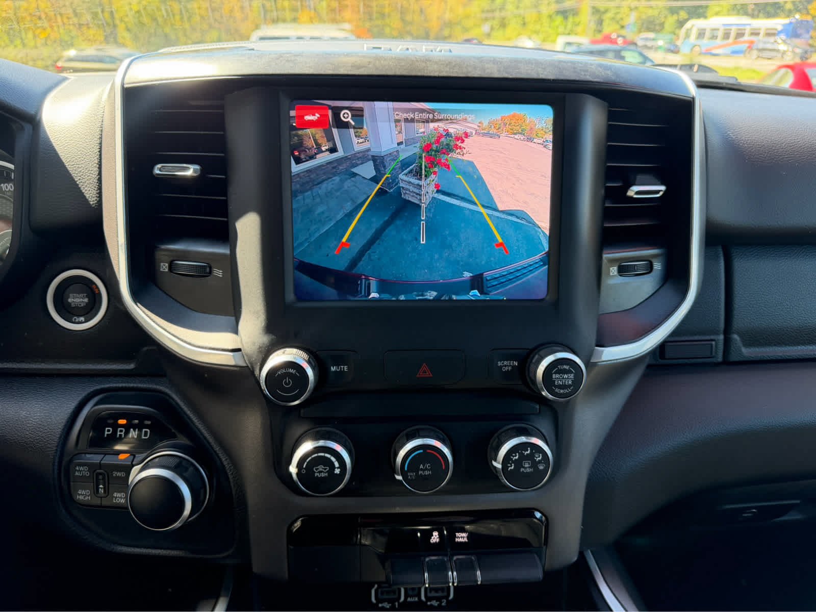 Used 2022 RAM 1500 Big Horn AWD/4WD image 21