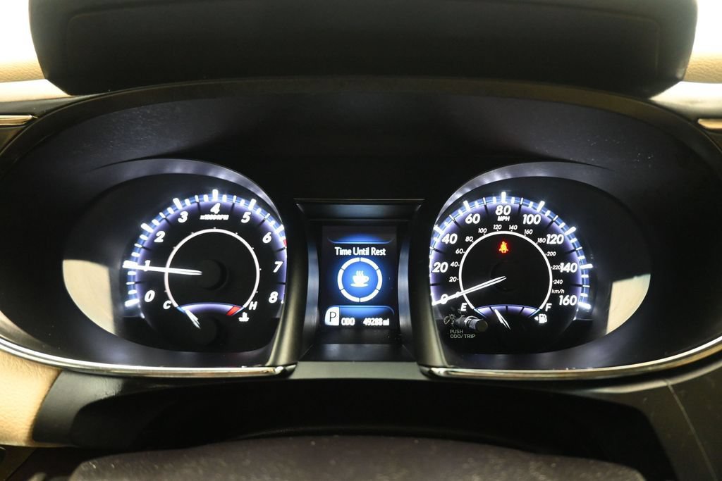 Used 2016 Toyota Avalon Limited w/ Toyota Safety Sense Package FWD image 16