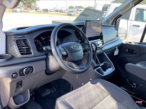 New 2025 Ford Transit 350 XLT RWD image 4