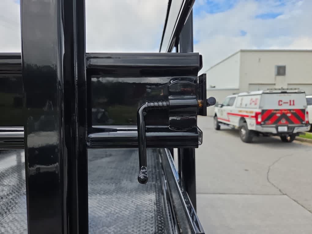 New 2025 Ford F350 XL w/ XL Chrome Package AWD/4WD image 21