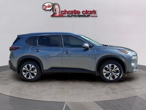 Used 2023 Nissan Rogue SV w/ SV Premium B Package FWD image 6