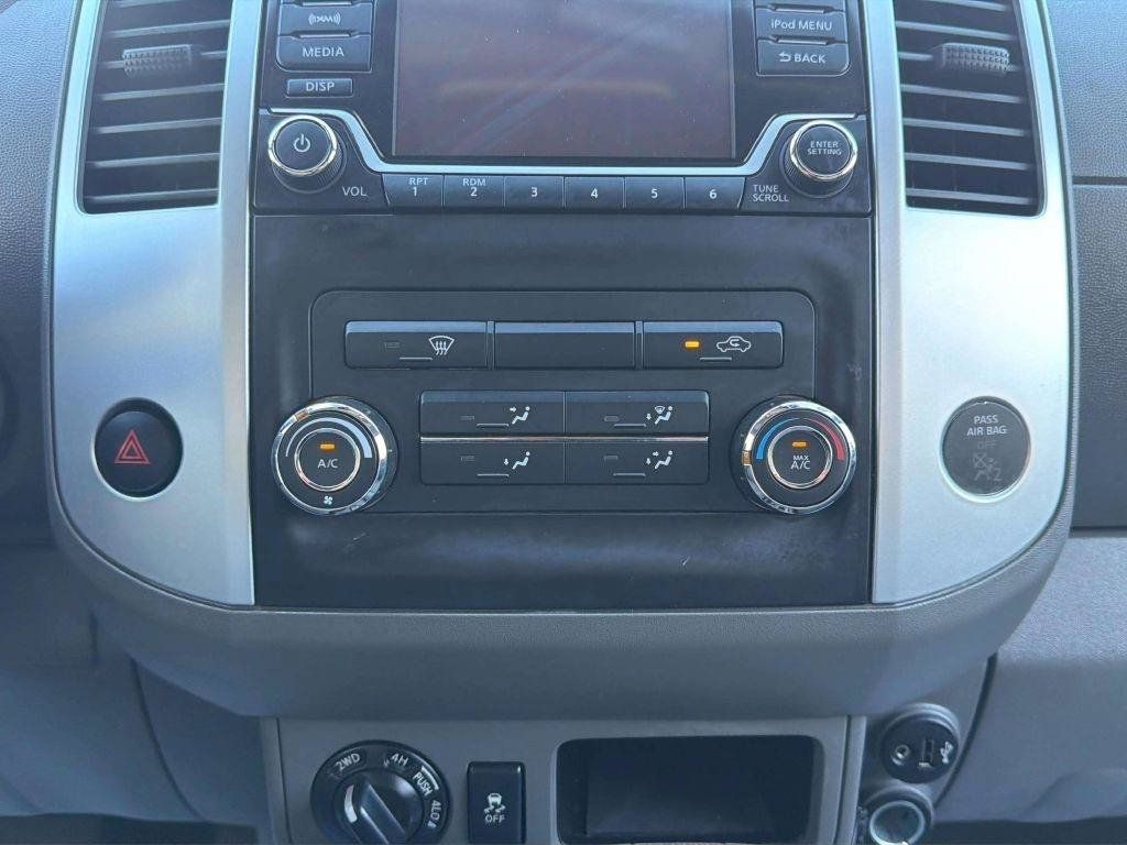 Used 2018 Nissan Frontier SV AWD/4WD image 18