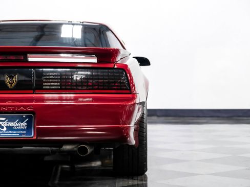 Used 1988 Pontiac Firebird Trans Am image 23