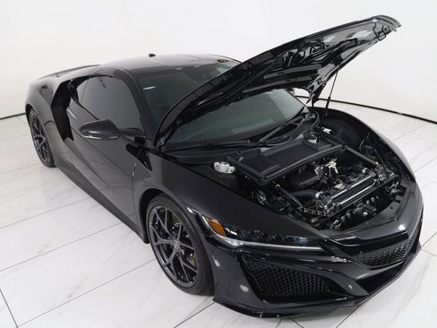 Used 2021 Acura NSX image 25