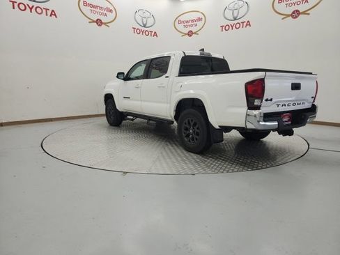 Used 2023 Toyota Tacoma SR5 AWD/4WD image 6