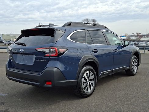 Certified 2025 Subaru Outback Premium w/ Popular Package #1A image 6