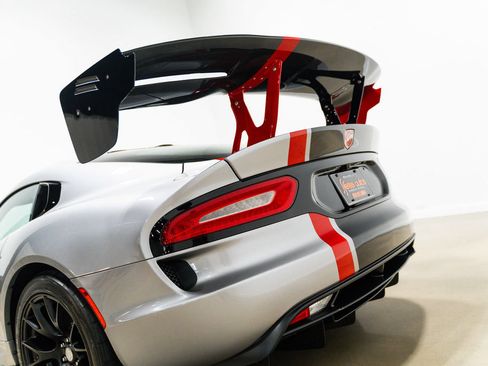Used 2017 Dodge Viper ACR w/ Extreme Aero Package RWD image 97