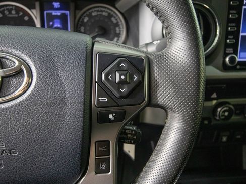 Used 2020 Toyota Tacoma SR5 image 21