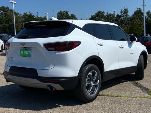Used 2023 Chevrolet Blazer LT w/ Driver Confidence Package FWD image 3