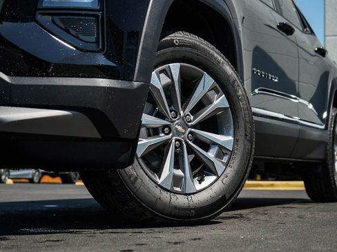 New 2026 Chevrolet Equinox LT w/ Convenience Package II image 6