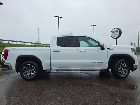 New 2026 GMC Sierra 1500 SLT w/ SLT Premium Plus Package AWD/4WD image 17