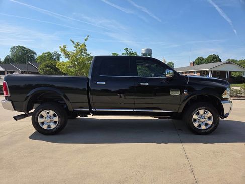 Used 2017 RAM 2500 Longhorn image 6