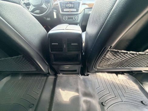 Used 2012 Mercedes-Benz ML 350 4MATIC image 24
