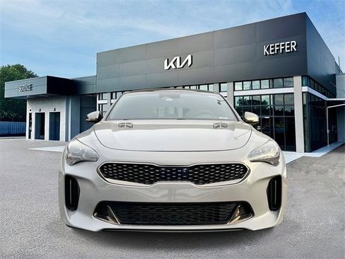 Certified 2023 Kia Stinger GT2 image 3